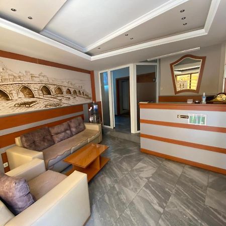 Hotel Santos Скопье Экстерьер фото